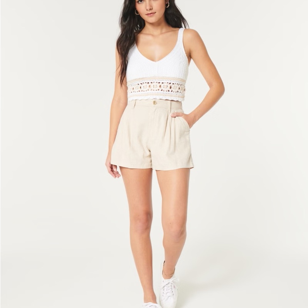 Hollister Livvy Ultra High-Rise Linen-Blend Shorts